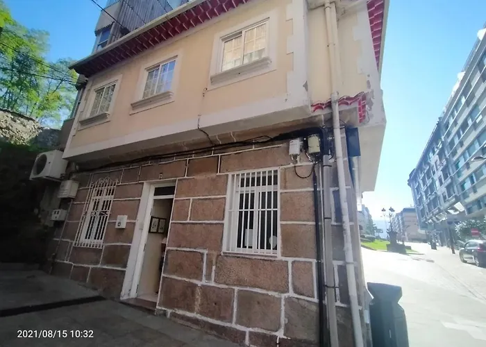 Casa Lolita / Camino De Santiago / Porrino